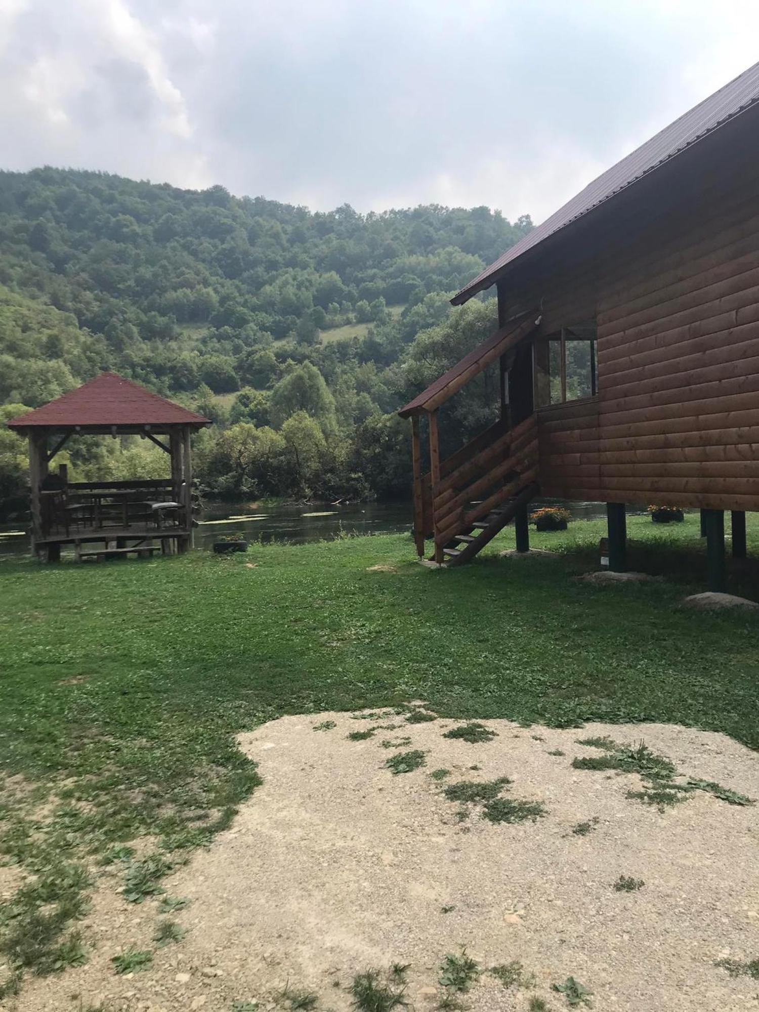 Vikendica Na Plivi Villa Sipovo Exteriör bild